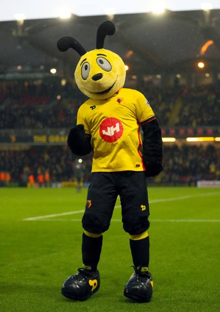 La mascotte del Watford durante la partita di Premier League con il Tottenham (La Presse)